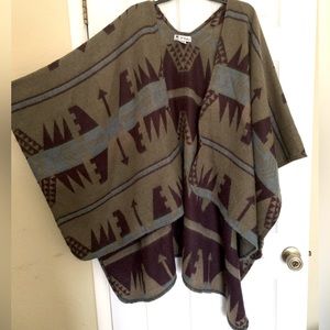 Poncho BoHo Shrug Southwest Festival Sweater Shawl Open sides. Burning Man Warm